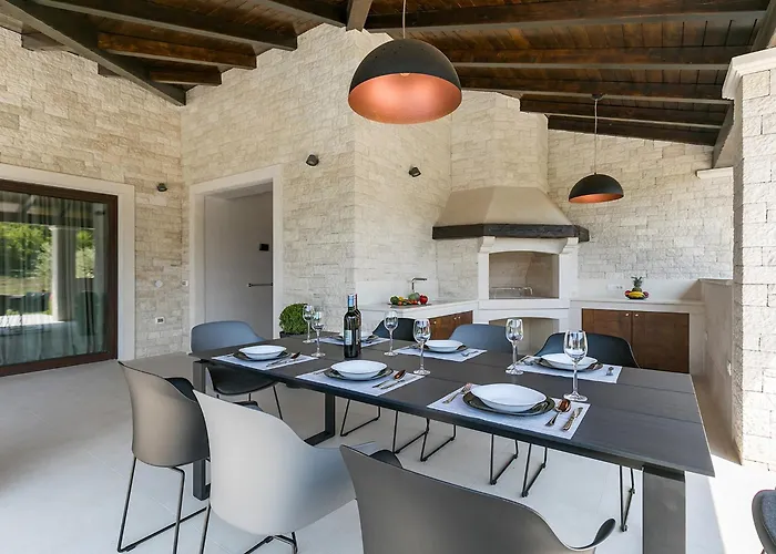 ヴィラ Greenblue *