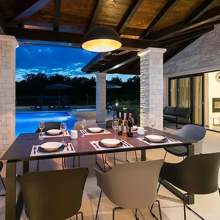 Greenblue فيلة بوريتش